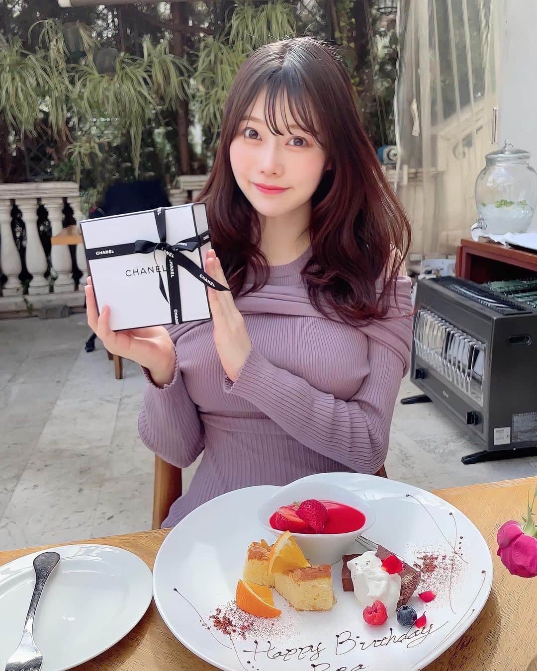 桃里れあのグルメインスタ