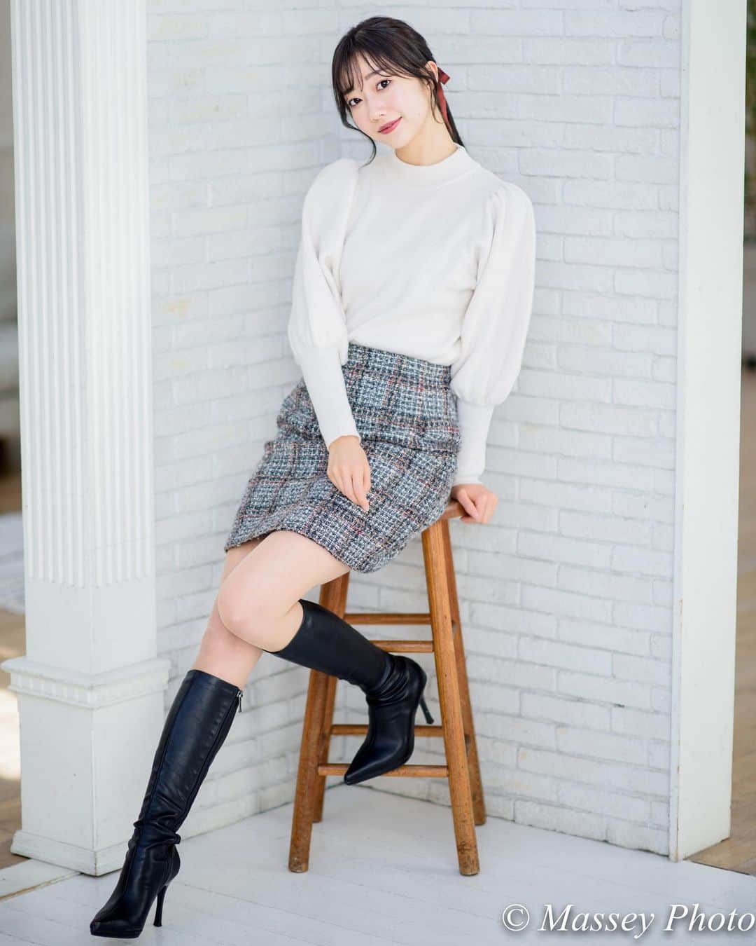 のインスタグラム：「. . . . 「スタジオ バジル/バジル」で撮った写真です。 モデルは、ひとみちゃんです。 It is a picture taken in the studio “Studio Basil / Basil”. Her name is Hitomi. . . #ポートレート #ポートレート女子 #ポートレートモデル #ポートレート撮影 #ポートレート部 #ポートレートモデル撮影 #ポートレイト #ポトレ #被写体 #被写体モデル #被写体女子 #東京カメラ部 #写真好きな人と繋がりたい #撮影会モデル #美女図鑑 #portrait #excellent_portraits #girlsphoto #lovers_nippon_portrait #portrait_perfection #portraitphotography #japanesegirl #japanesemodel #tokyogirl #good_portraits_world #모델촬영 #인물사진」