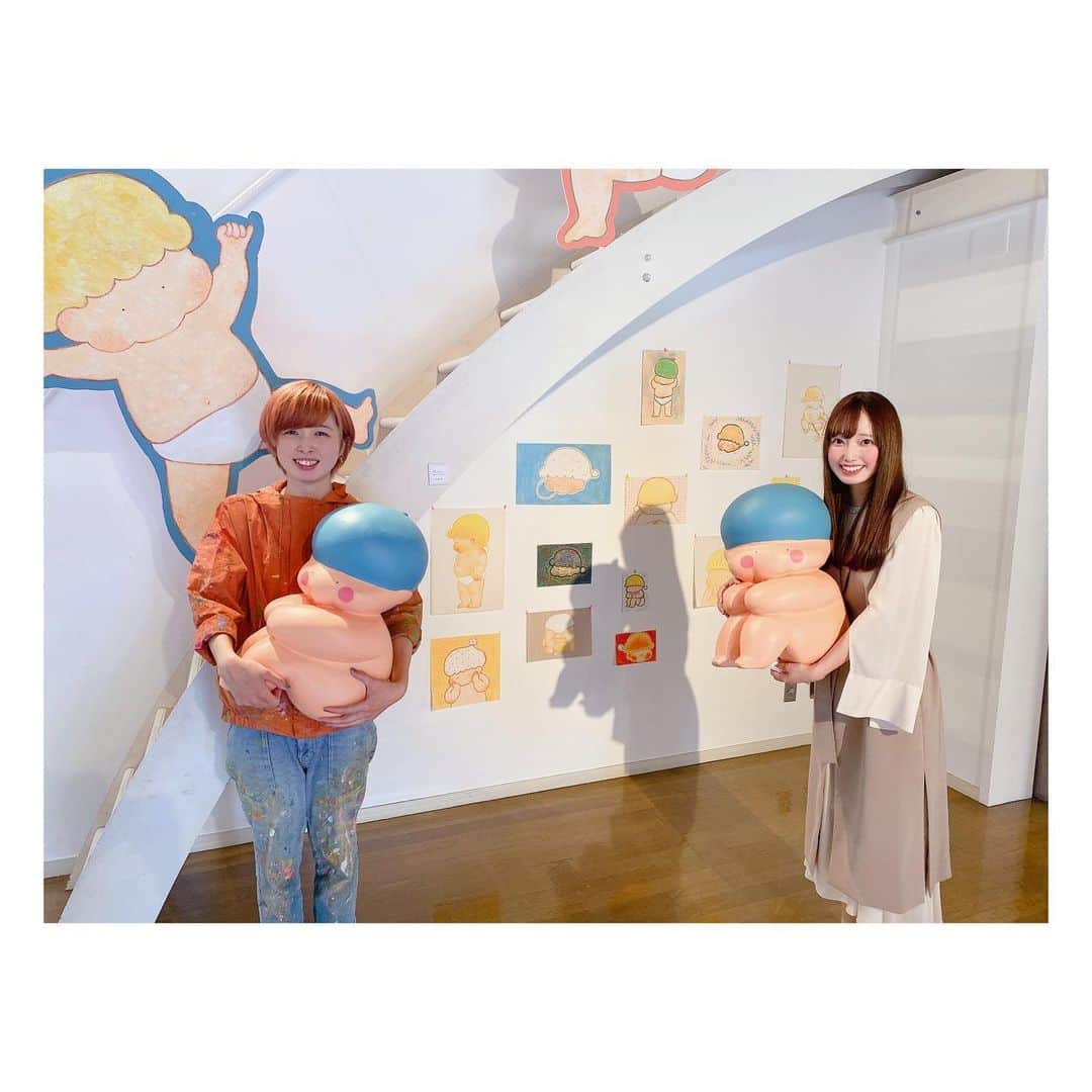 石井奏美のインスタグラム：「仲良しの芸術士ミズカさんの個展を見に、塩江美術館に行ってきました✨ 可愛いぼうやの姿に癒された💓  来週のジコチューはなんと！ミズカさんにご出演いただきます💡  是非皆さんも可愛い作品に癒されてくださいね🍑  #高松市塩江美術　#ミズカ　#ぼうやといっしょ　#with」