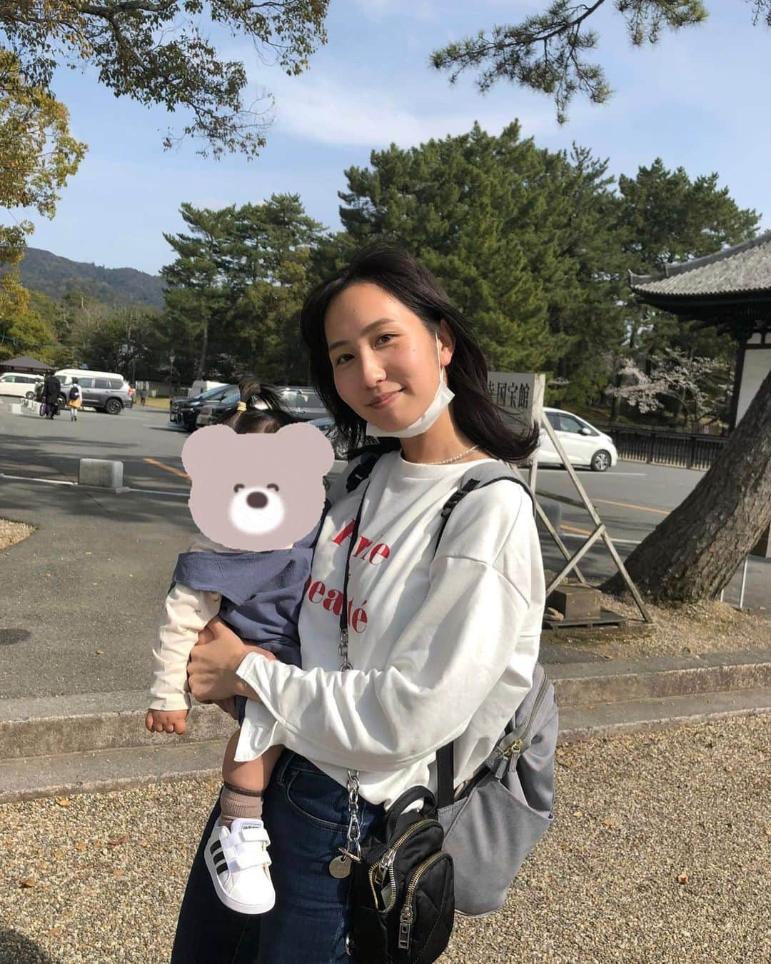 中西渚さんのインスタグラム写真 - (中西渚Instagram)「. 実家に帰ると甥っ子のベビーシッター役に👶 . わんわんが言えるようになって 4速歩行の動物は全部わんわんだった . かわい。」5月3日 20時26分 - naaaaaaaagis