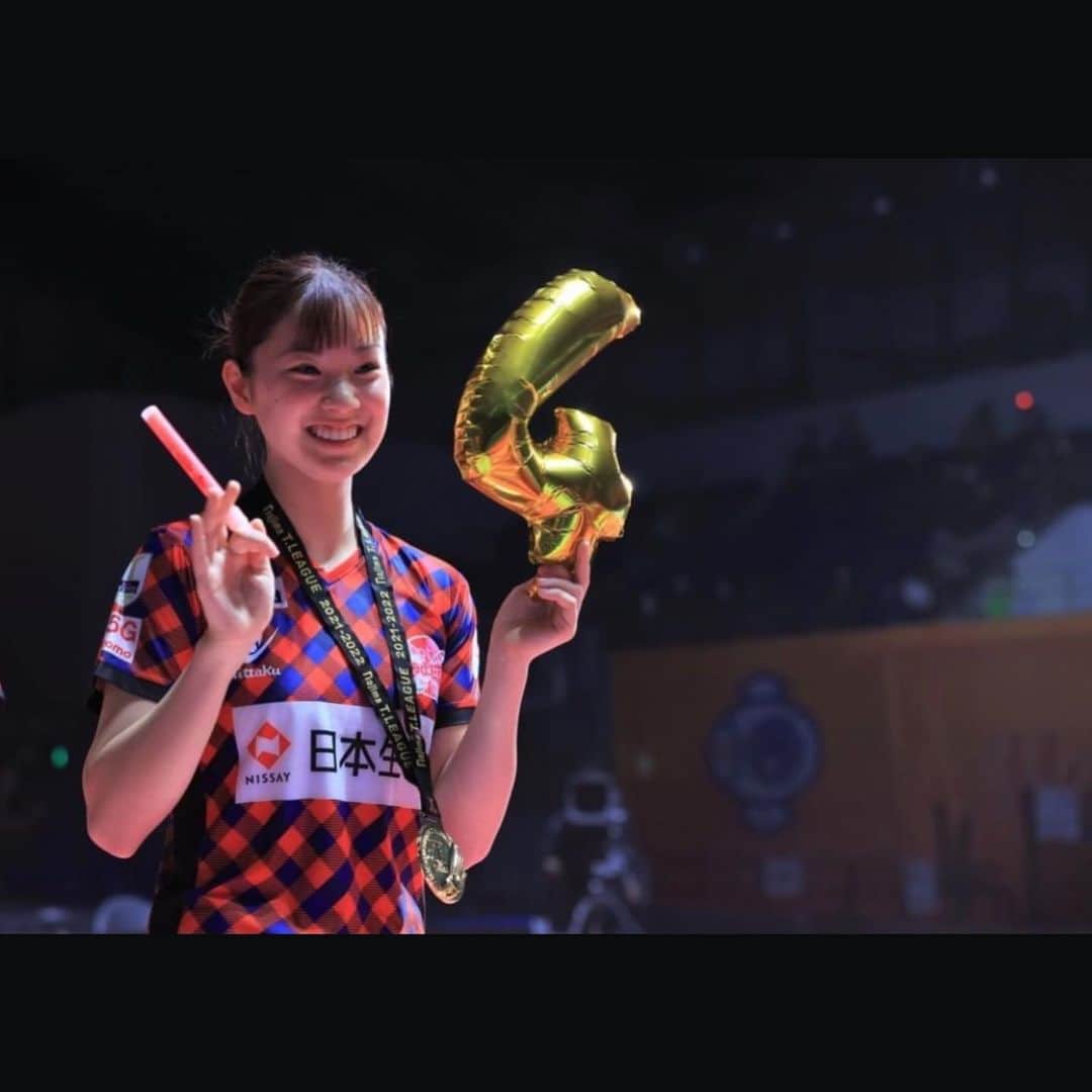 長崎美柚のインスタグラム：「この度、4月末をもって日本生命さんとの所属契約満了となりました。 新しい環境でチャレンジしたいという意向を尊重して頂きこのような運びとなりました。  レッドエルフファンの皆様には、会場や画面越し、SNS等で沢山の応援を頂きとても力になりました。 ありがとうございました。  日本生命レッドエルフの監督コーチはじめ、選手、関係者の皆さんと同じ目標に向かってプレーできて本当に良かったです。 また、この1年間競技面だけでなく様々な経験をさせて頂き、多くの学びを得ることができました。 この経験を活かして新天地でも頑張っていきます。 ありがとうございました。  今後も悔いなく挑戦していきます！」