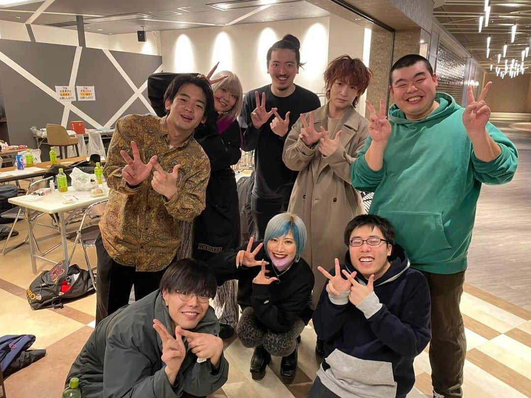 すがちゃん最高No.1さんのインスタグラム写真 - (すがちゃん最高No.1Instagram)「ちょっと前の思い出  有吉の壁で共に戦った仲間たち  最後全員ネタを終えて集合したら裸の人だらけでした やっぱりお笑いの基本は裸なんだぜ💋  #野田ちゃん さん #さんだる さん #ゆめちゃん さん #サスペンダーズ さん #カカロニ さん #金の国 #ゼンモンキー #ぱーてぃーちゃん」5月3日 21時18分 - partychan_sugachan
