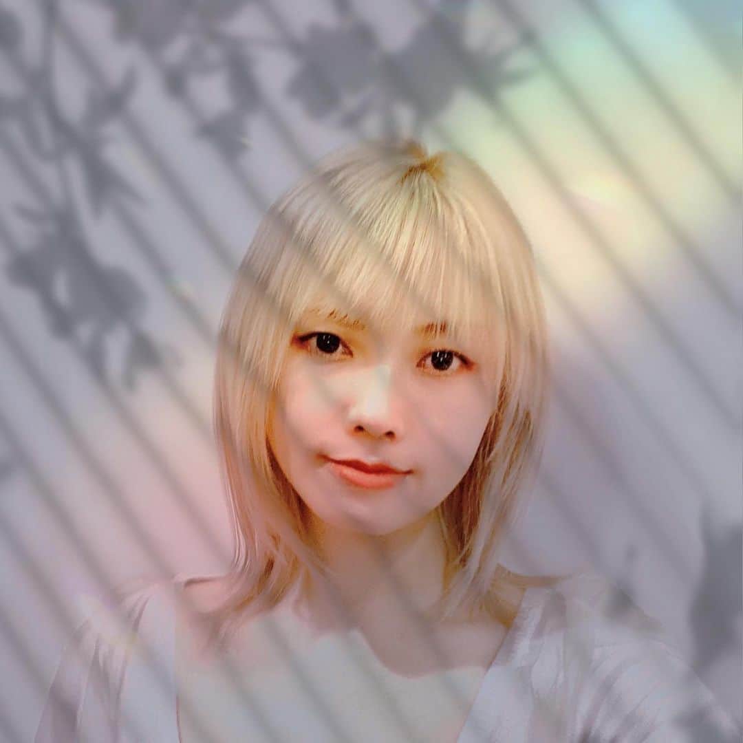 佐咲紗花のインスタグラム：「. 前髪CUT✂💇」