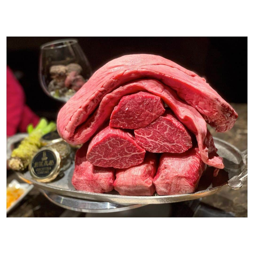 安蒜幸紀さんのインスタグラム写真 - (安蒜幸紀Instagram)「. 🥩新進気鋭 . 素敵なお肉会にお誘い頂き 行ってきました🤍 . 住所非公開 完全会員制紹介焼肉 新進気鋭さん . ただただ感動でした🥹✨ . #焼肉#住所非公開#会員制#紹介制#新進気鋭#東京#東京グルメ」5月3日 22時19分 - ambirusaki