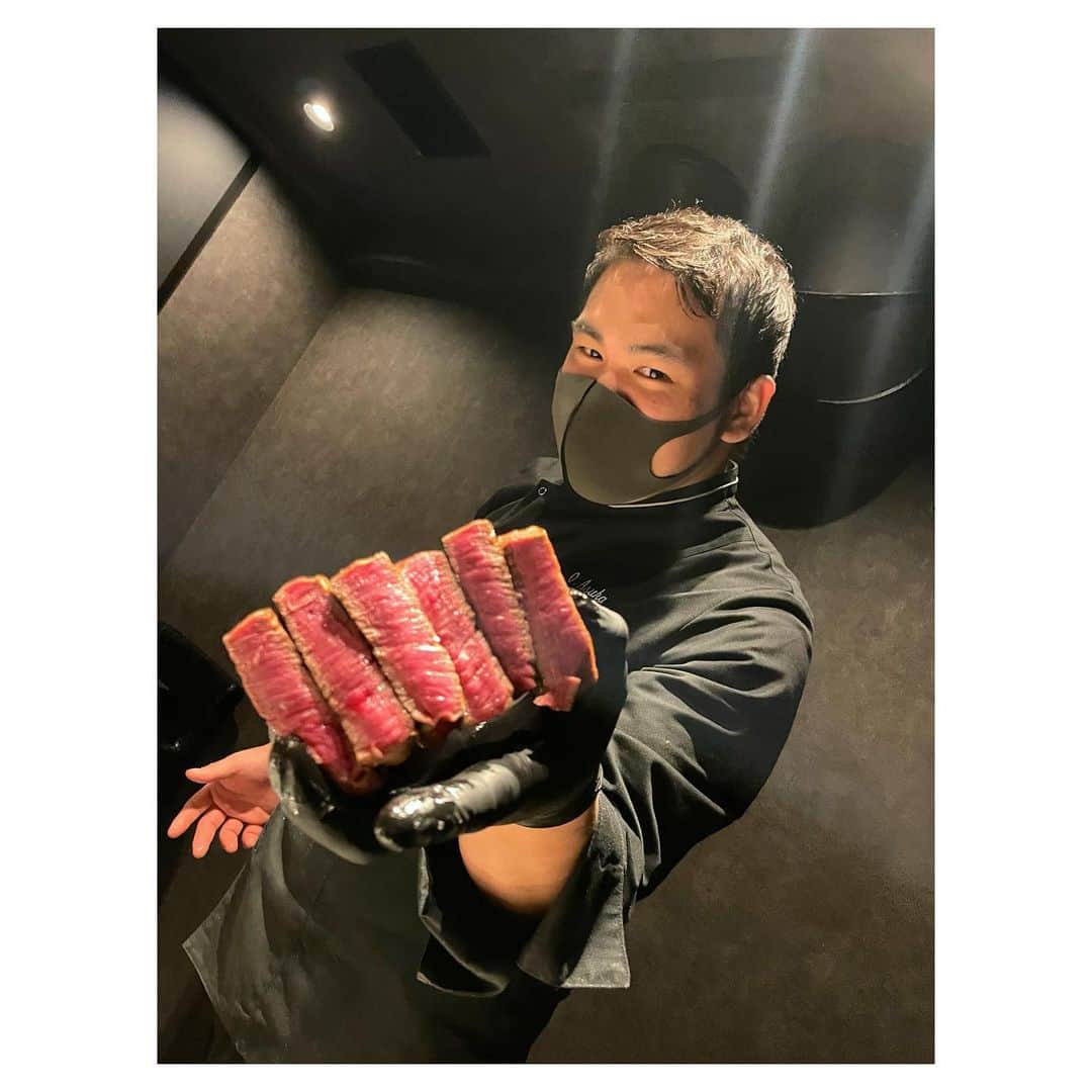 安蒜幸紀さんのインスタグラム写真 - (安蒜幸紀Instagram)「. 🥩新進気鋭 . 素敵なお肉会にお誘い頂き 行ってきました🤍 . 住所非公開 完全会員制紹介焼肉 新進気鋭さん . ただただ感動でした🥹✨ . #焼肉#住所非公開#会員制#紹介制#新進気鋭#東京#東京グルメ」5月3日 22時19分 - ambirusaki