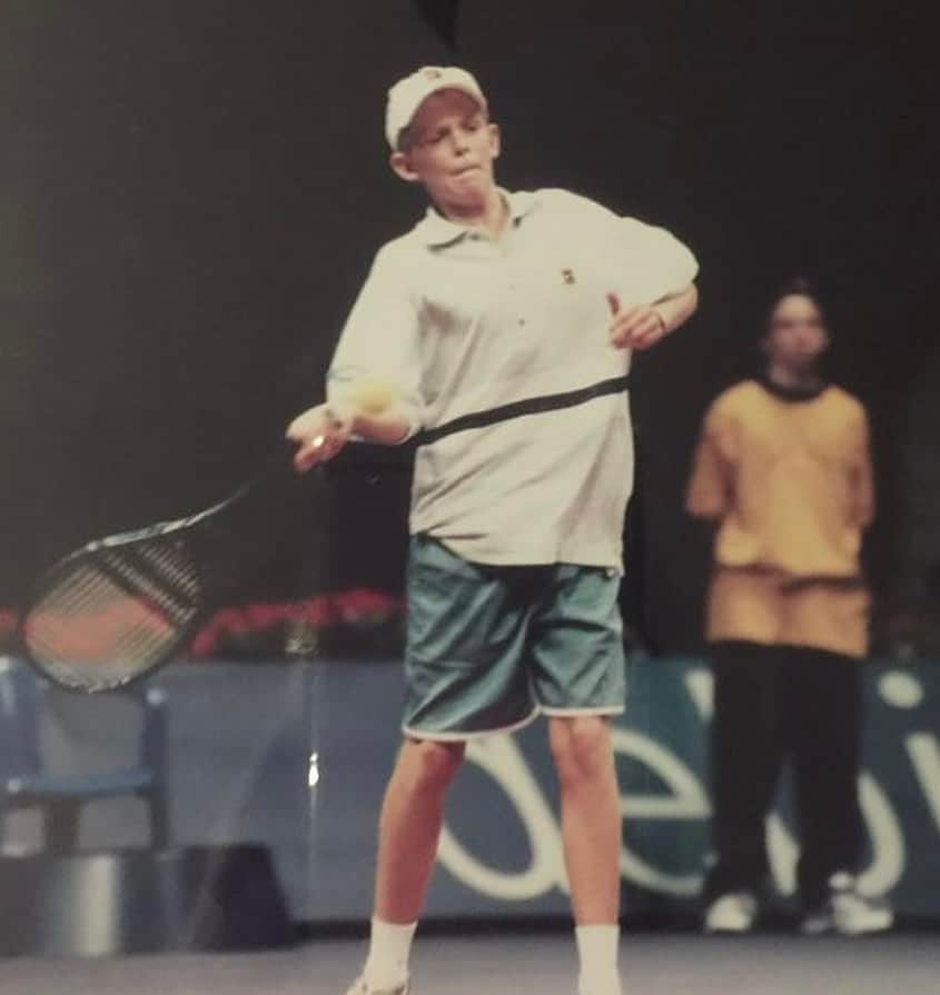 ケビン・アンダーソンさんのインスタグラム写真 - (ケビン・アンダーソンInstagram)「A note for everyone who has been a part of my tennis journey. Swipe to read 👉 and enjoy some nostalgic pics at the end 🇿🇦🧡🙏」5月3日 22時42分 - kandersonatp