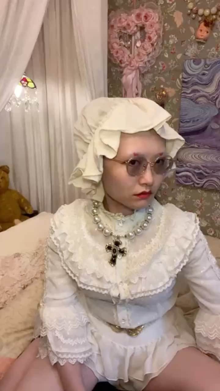 のインスタグラム：「【LIVE】美しく生きとる㍑」
