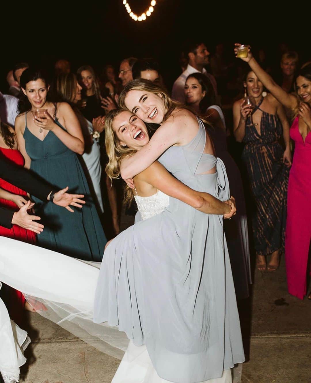 スペンサー・ロックのインスタグラム：「May we continue to stun people until we are old and grey.  @lindsayrosebush LOVE YOU 🧁」