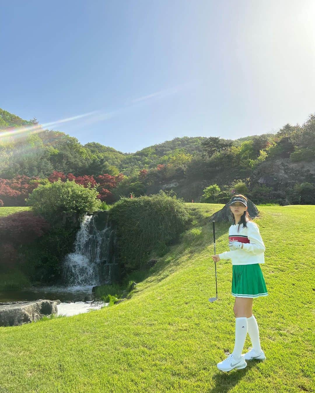 ヘリ のインスタグラム：「🌱⛳️💚」