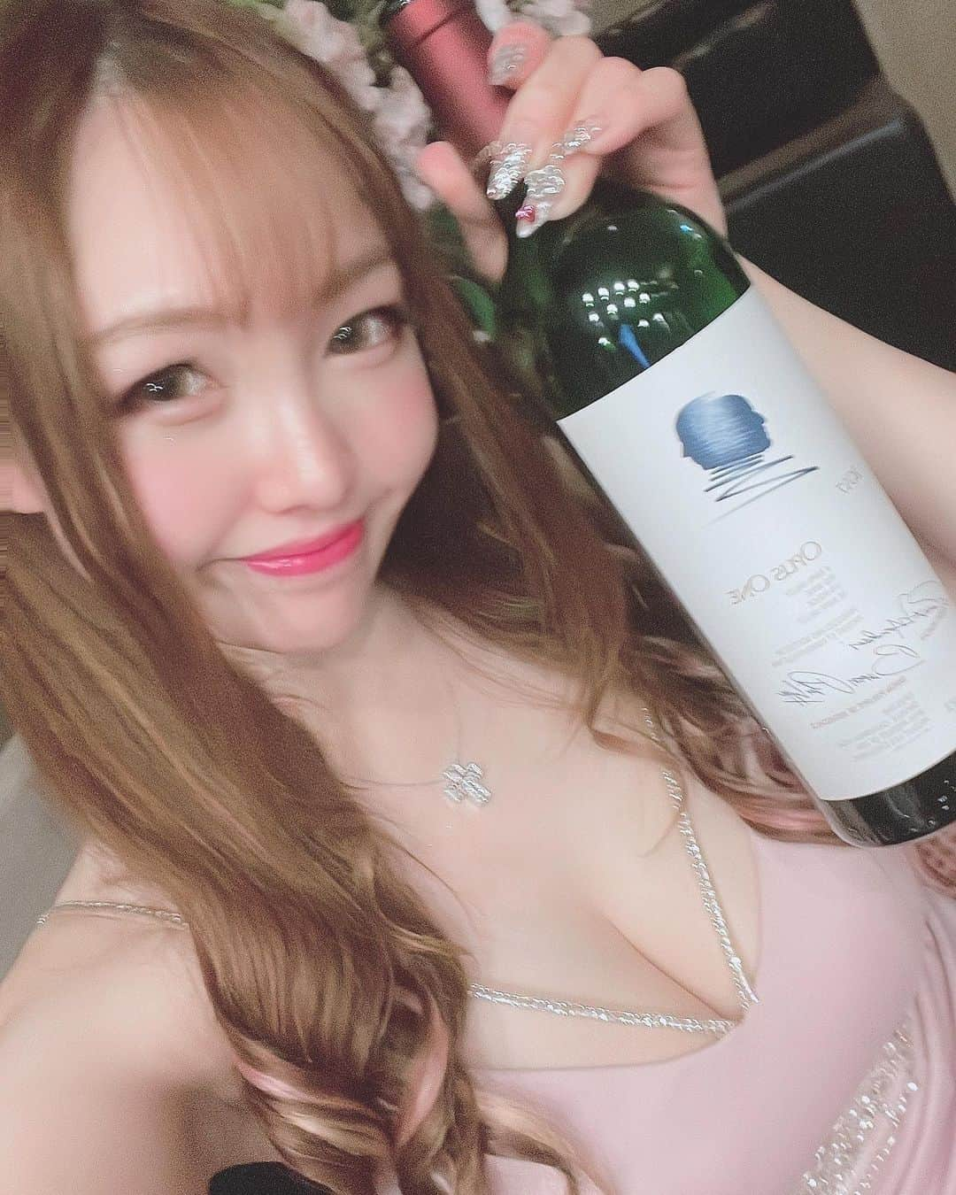 お茶の水うらんさんのインスタグラム写真 - (お茶の水うらんInstagram)「おはめろ🥰オーパス(♡˙˘˙♡)」5月4日 9時08分 - uran_alcoholic