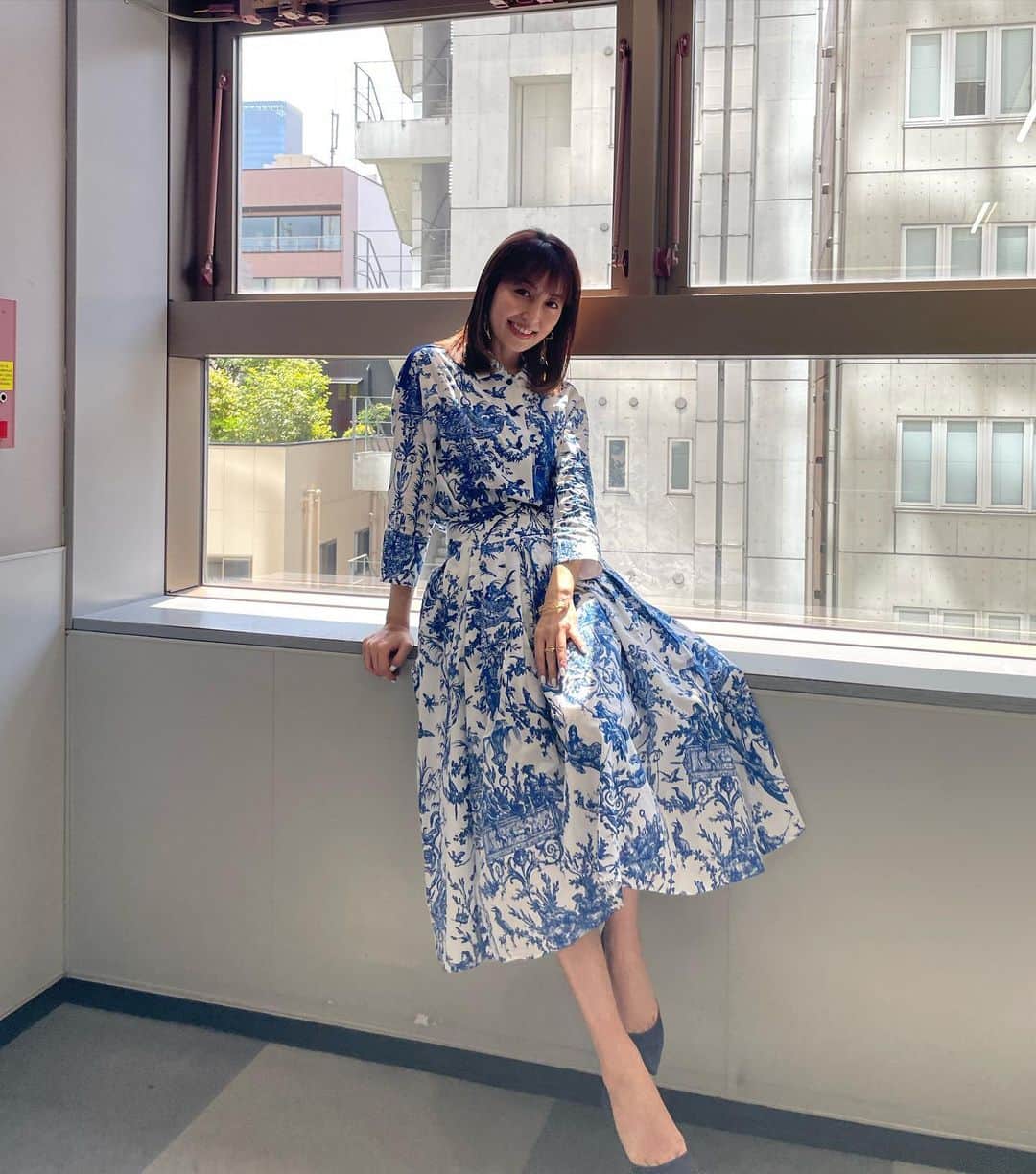 矢田亜希子さんのインスタグラム写真 - (矢田亜希子Instagram)「本日もラヴィット！ ありがとうございました‼︎ ゴールデンウィーク旅に参加させていただきましたー！楽しいロケでした♪来週もお楽しみに♪ 衣装は @lanvincollection @blanciris_official #ラヴィット#水曜日#tbs#ゴールデンウィーク」5月4日 17時54分 - akiko_yada