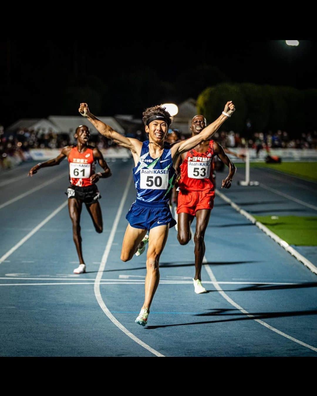 遠藤日向のインスタグラム：「5/4/2022  ゴールデンゲームズ in のべおか 2022 5000m 13'10"69  1st  PR  世界陸上のスタートラインに立ちたい。 必ず日本選手権で内定を決めて目指すは世界陸上での決勝の舞台！ まだまだここから。  📸: @ekiden_news  #GGN #13分10秒69 #1st」