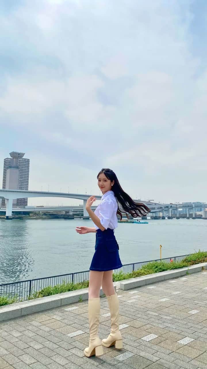 天翔天音のインスタグラム：「久々のリールどうですか~🌞 太陽がとっても気持ちよかった日➿  #天翔天音 #リール動画 #ootd #05 #fashion #summerstyle #sun #teen #asiangirls #05년생 #sjk #jk2 #coach #amanetensho」