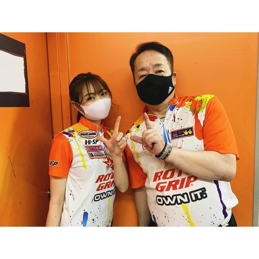 浅田梨奈のインスタグラム：「つやまダブルスオープン⭐️ Team JJ👆👆結果は残念でしたが😂 今回も楽しかったです！  抽選賞に運がある日でした😂笑  ありがとうございました❣️  #ボウリング #bowling #プロボウラー #浅田梨奈 #jjc #teamjj #つやまダブルスオープン #岡山 #楽しかったぁー #ダブルスはリベンジしたい」