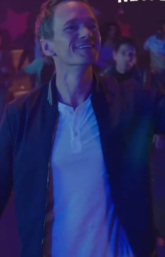ニール・パトリック・ハリスのインスタグラム：「Can't wait to watch Neil in this! 🔥 UNCOUPLED July 29th on Netflix.  #neilpatrickharris #nph #tagsforlikes #actor #lovehim #handsome #uncoupled #lgbt #netflix #repost #awesome #legendary @nph 💙💙 [Repost from @most]」