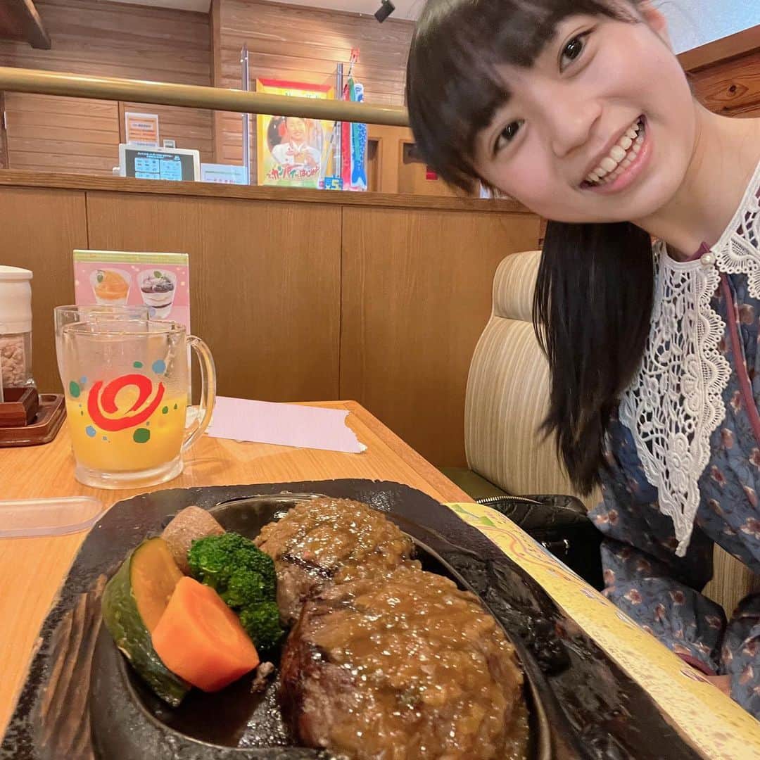 牧野羽咲さんのインスタグラム写真 - (牧野羽咲Instagram)「やっと来れた#浜松 😋  #さわやか  #ハンバーグ  #さわやかハンバーグ  #牧野羽咲」5月5日 18時56分 - makino_usa_001