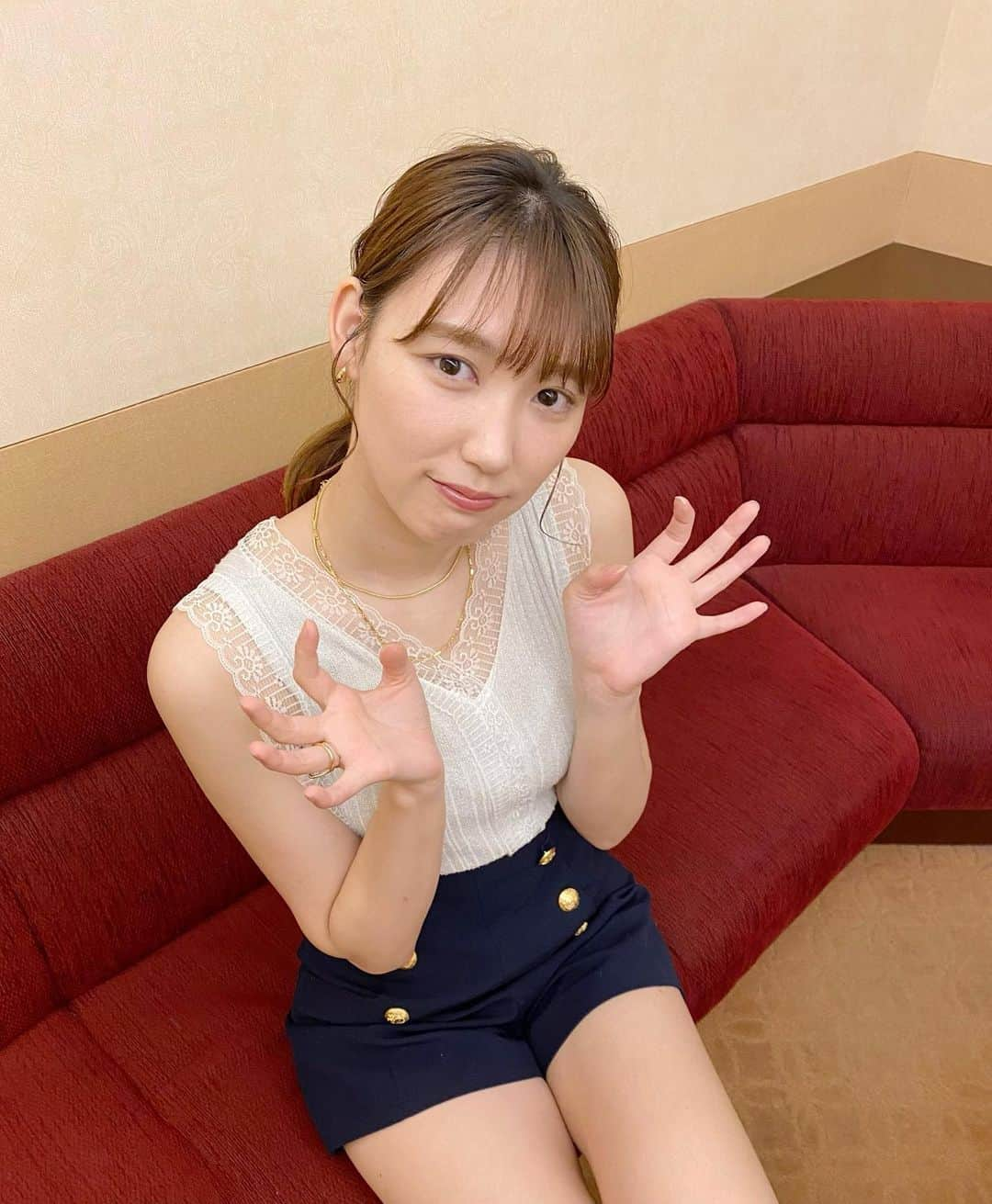 新田ゆうさんのインスタグラム写真 - (新田ゆうInstagram)「5/5（木）21:00〜21:45放送 abemaTV【ヒロミ・指原の"恋のお世話始めました】に出演します！  久々の合コンでめっちゃ緊張しました🥹ぜひ見てください💁‍♀️ #恋せわ　#abemaTV」5月5日 19時52分 - yuu_nitta1018