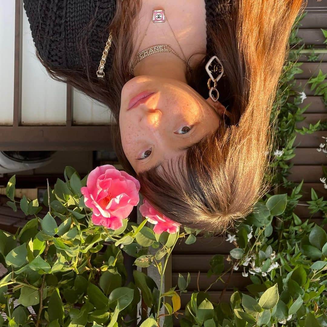 のインスタグラム：「今夜22:00〜 CHANEL クルーズコレクション💞💞  #CHANELCruise」