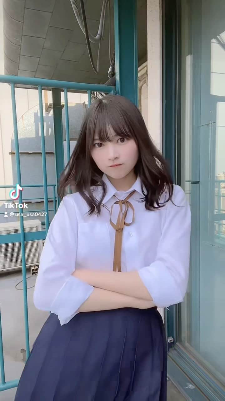 柊宇咲 宇咲さんのインスタグラム動画 - (宇咲Instagram)「おはよ！久々に制服着た日のTikTok…！ . . . #制服 #jk #アイドル  #idol #TikTok #リール #動画投稿 #03 #ゼロイチ #ゼロイチファミリア #宇咲」5月6日 7時50分 - usa_usa0427