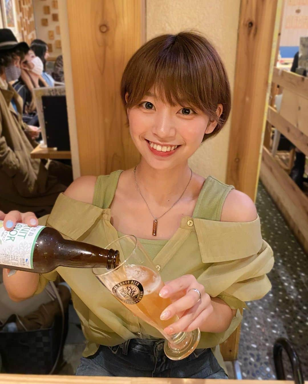 小坂田純奈さんのインスタグラム写真 - (小坂田純奈Instagram)「沖縄居酒屋で沖縄ビール🍺🥰  #お酒好き女子 #酒好き女子 #ビール女子 #ビール好き女子」5月6日 21時17分 - official_junata