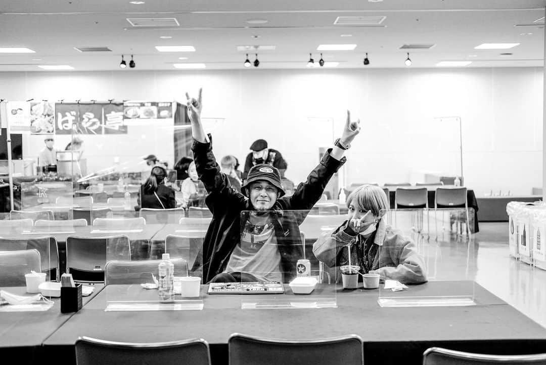 かなすのインスタグラム：「ハヤチンとかなす😇📷  Photo by @koheisuzukiphoto」