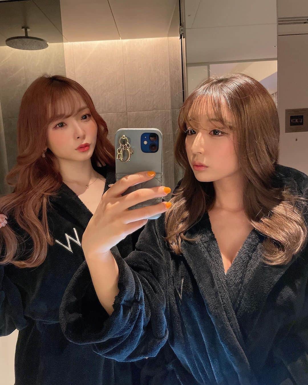 石田みかのインスタグラム：「じーだぶりゅー✌️ . . 大阪で岩盤浴調べてて スパワールド見つけてインスタサーチして 通称『スパプー』ってことまで調べて行って 多分岩盤浴史上1番楽しかった🤣 ユニバいこっていってたけど 次の日も結局スパプーおかわり😔🤏 東京にないあの独特な感じがすごいハマったなー。 . . ちょっと載せただけで スパプーですね！ってdm結構きてて めっちゃここ有名やんってびっくりした🤣 . . 地方巡りまたしたい😮‍💨😮‍💨 . . #wosaka #whotel #w大阪 #大阪観光 #ホテル女子会 #ホテルステイ #スパワールド #スパプー」