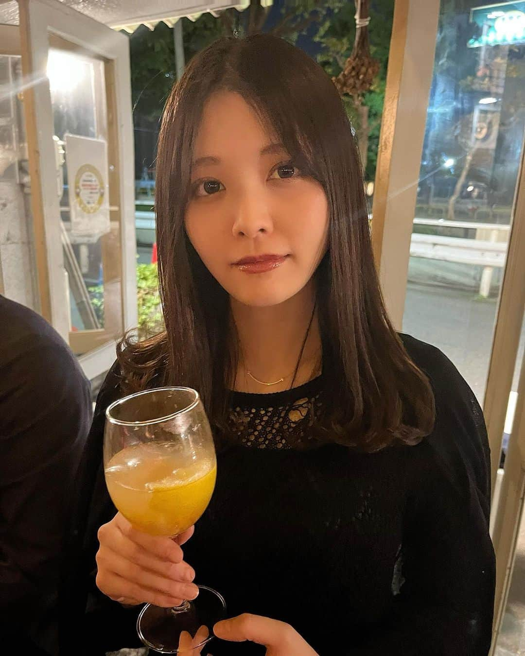 小林玲美さんのインスタグラム写真 - (小林玲美Instagram)「. サングリアがデキャンタで1200円の大コスパ店だった😳✨」5月6日 18時30分 - _r_1124