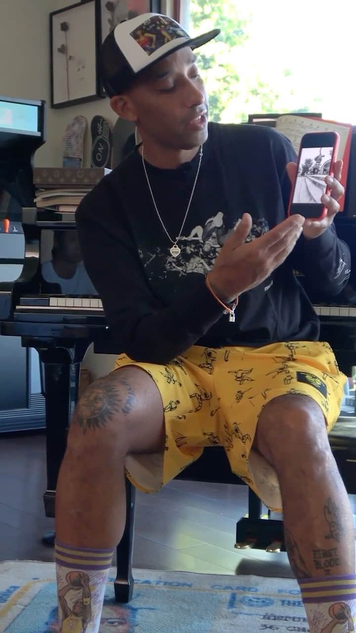 Stanceのインスタグラム：「Picture perfect. Part 2. 📷🎞⁠ ⁠ Photographer Atiba Jefferson walks us through 10 of his all time favorite pictures featuring our own #punksandpoets family. Sit back, relax and enjoy Part 2.🍿  #photography #skate #stancesocks #alleniverson #andrewreynolds #neckface」