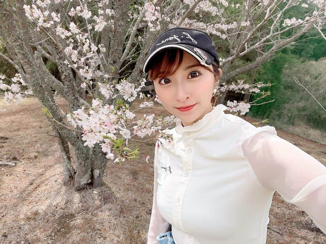 緒方咲のグルメインスタ