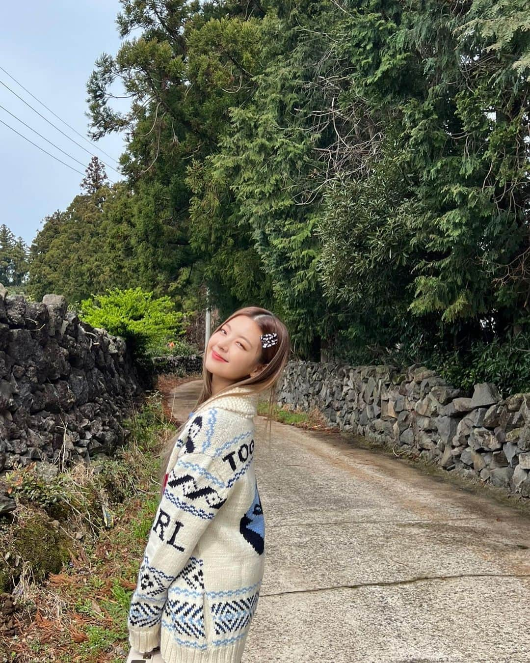 ITZYさんのインスタグラム写真 - (ITZYInstagram)「웰컴 투 있.코.하🏠 #있지코지하우스」5月7日 16時25分 - itzy.all.in.us