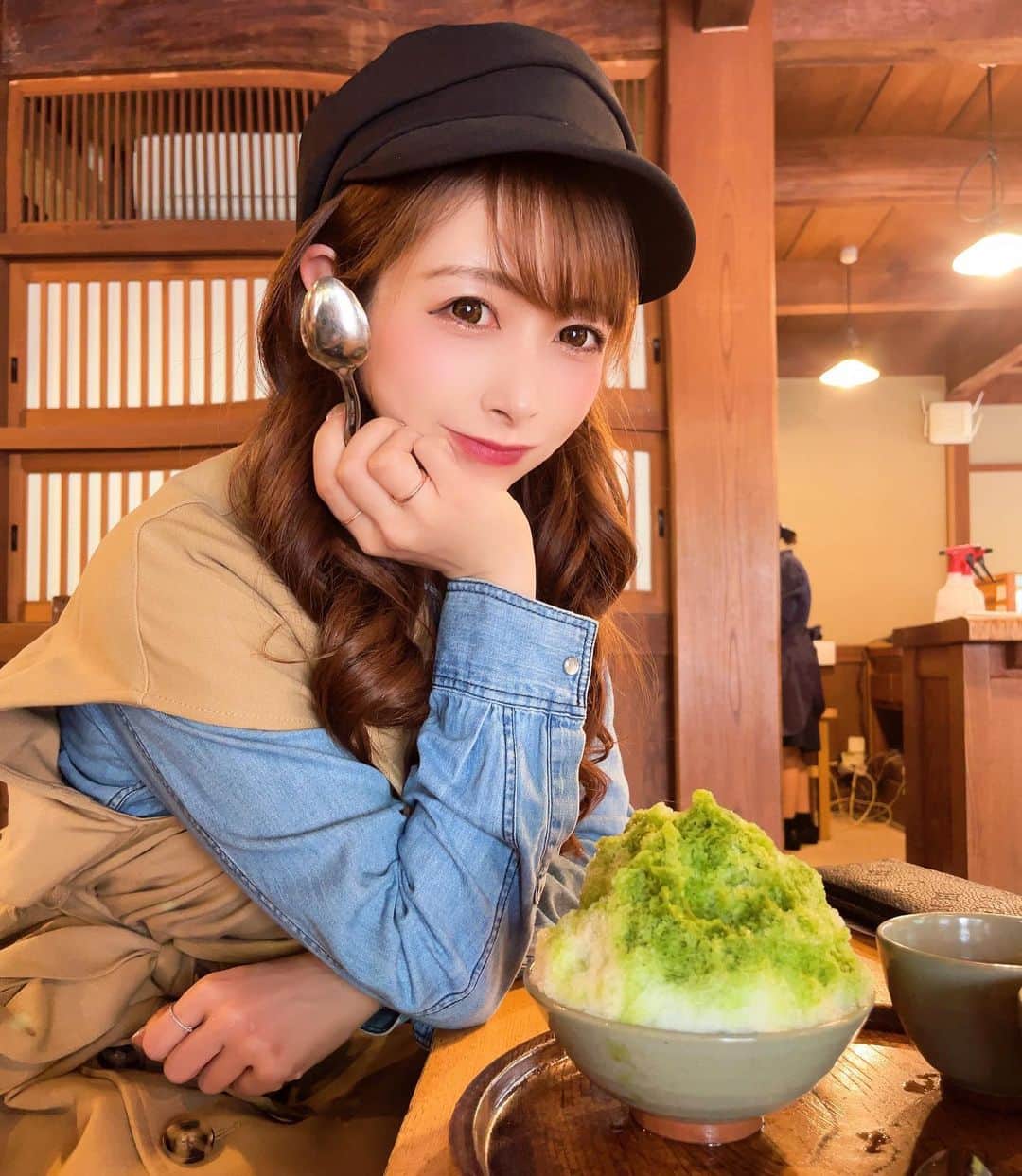 みのりのインスタグラム：「. 今の季節限定『赤福氷🍧❤️』 . . .」