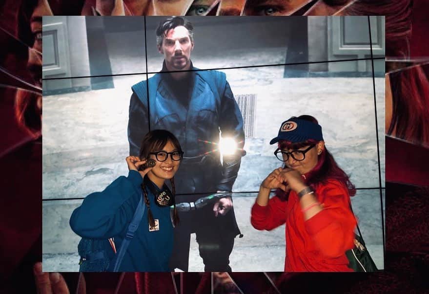 恒松祐里さんのインスタグラム写真 - (恒松祐里Instagram)「＊ Doctor Strange in the Multiverse of Madness🧛‍♂️💥  マッドネスすぎて、、最高…でした👁♡ ワンダヴィジョンのパンフ、ギリギリ買えた… ドラマのパンフもあるの嬉しい。。  次はソーだ❤️⚡️  #doctorstrangeinthemultiverseofmadness #ドクターストレンジ #marvel #miyurins」5月7日 11時38分 - yuri_tune