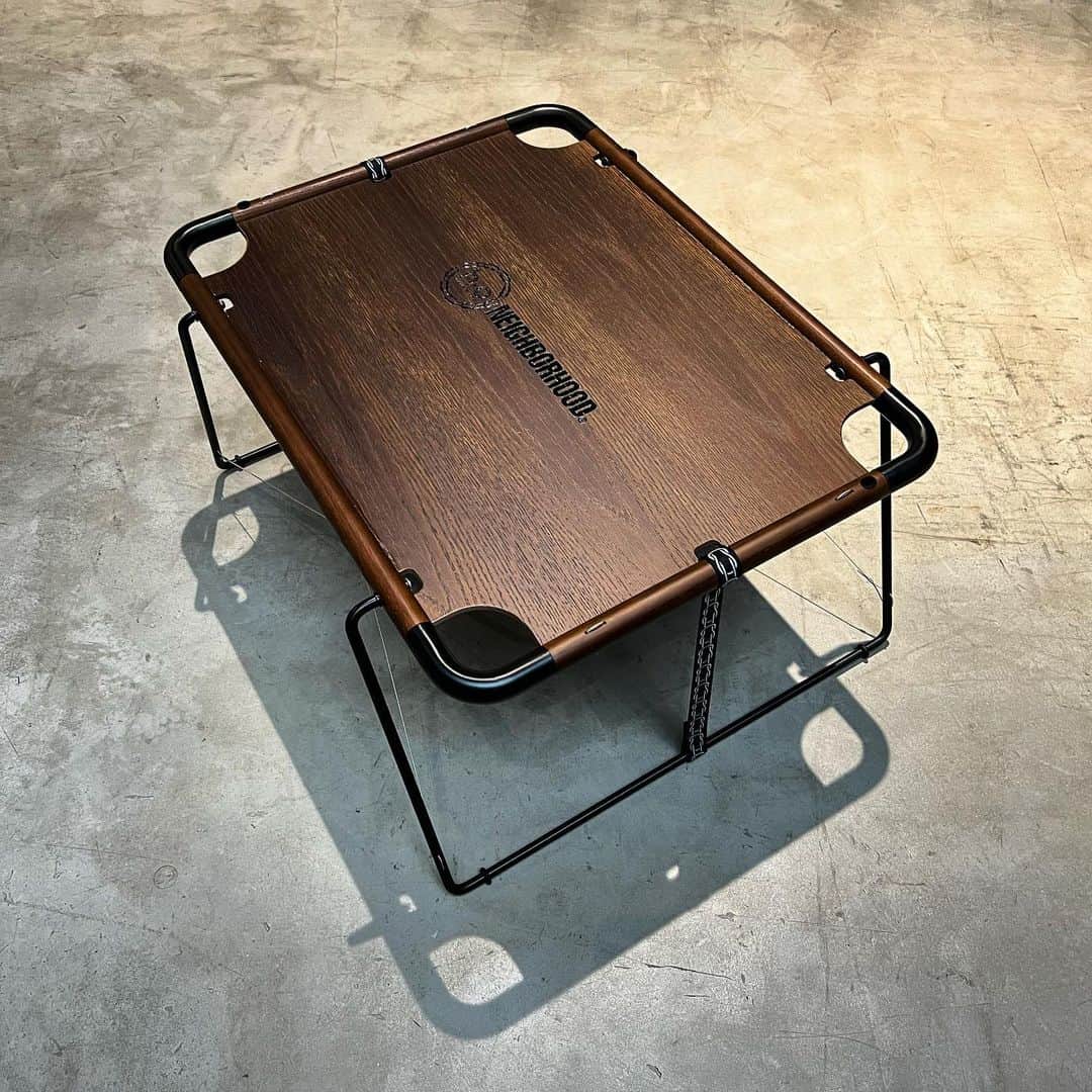 のインスタグラム：「@hxo_design_jp  屋内でも屋外でも🔘 @neighborhood_official  #hxodesign」