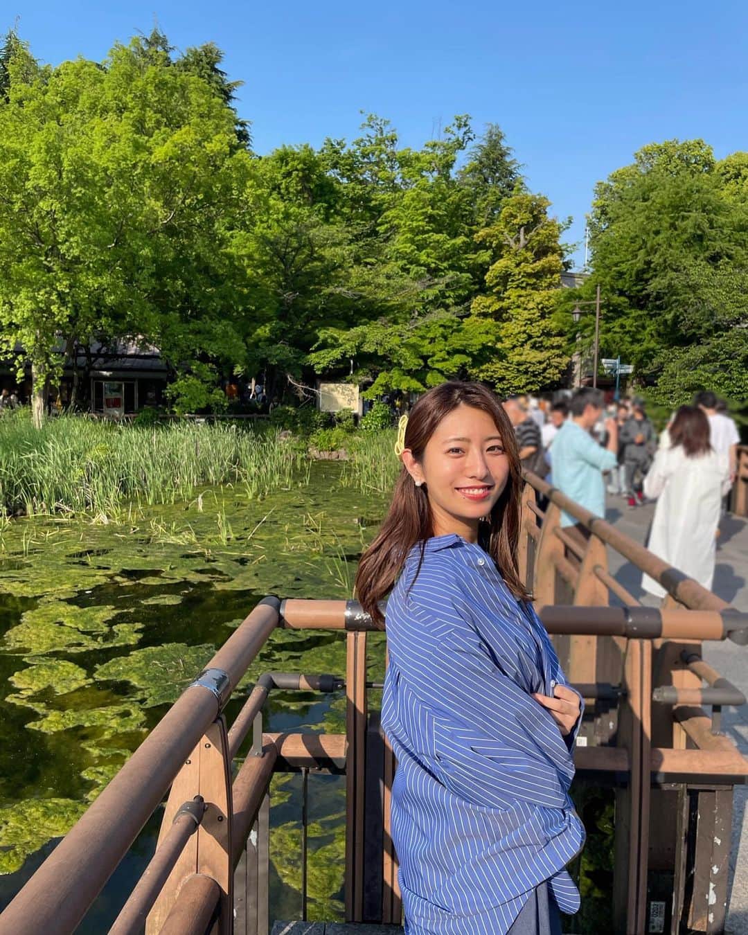 のインスタグラム：「🪷 . 天気良すぎて 眩しすぎて、目が開かなかった🤣 . #井の頭公園 #公園 #吉祥寺 #苔」