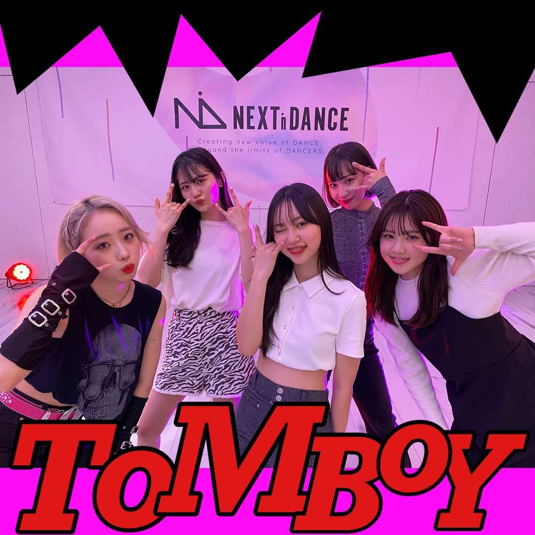 PINK-latte TV (ピンクラテTV) 公式のインスタグラム：「【ピンクラテTV #ダンス動画 💃】  これはかっこよすぎるーーーっ このコラボYouTube撮影したときから 公開をずっとずっと楽しみにしてた🥹💕💕 やっとみんなに見てもらえると思うと嬉しすぎる…  今回はガルプラ出演者のナゴミさんと Rina先生、るきちゃんとコラボして TOMBOYを踊ったよ💃✨✨ このコラボ豪華すぎる…😆😆😆  YouTubeでは練習風景からかっこいいプラクティス動画まで 全部アップしてるからぜひ最後まで見てみてね👀💘 _____ #TOMBOY #gidle #踊ってみた #ダンス #ピンクラテ #ピンクラテTV #比屋定和 #rina #ルキ #関谷瑠紀 #レイラ #セリ」