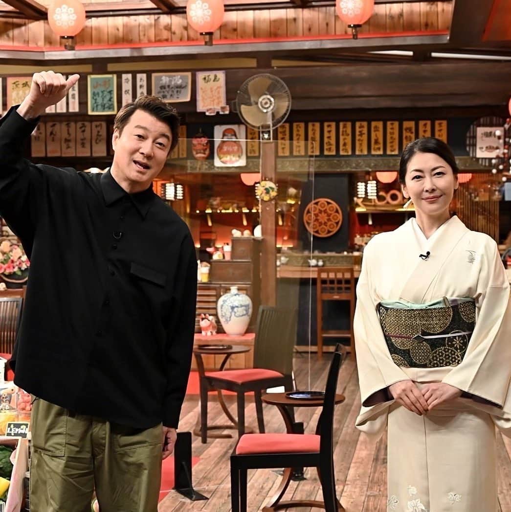のインスタグラム：「突然にご心配をおかけしてしまい、すみませんでした。  勝手ながら、今日の為にエステもヘアケアも済ませて張り切っていたので、私としても残念。 楽しみしにしていてくれた方達にもごめんなさいね。  スタッフの方々にもご迷惑をお掛けしました。 今は中山気持ちは元気です！  さて、本日放送のTBS『人生最高レストラン』に出演致します。 是非、ご覧ください。」