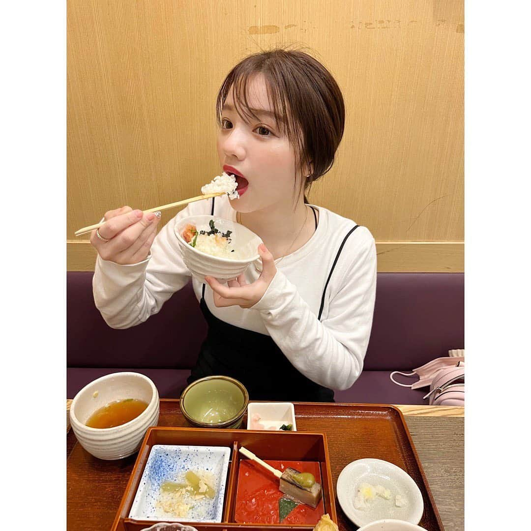 永江梨乃のインスタグラム：「題名 「いっぱい食べる君が好き〜」」