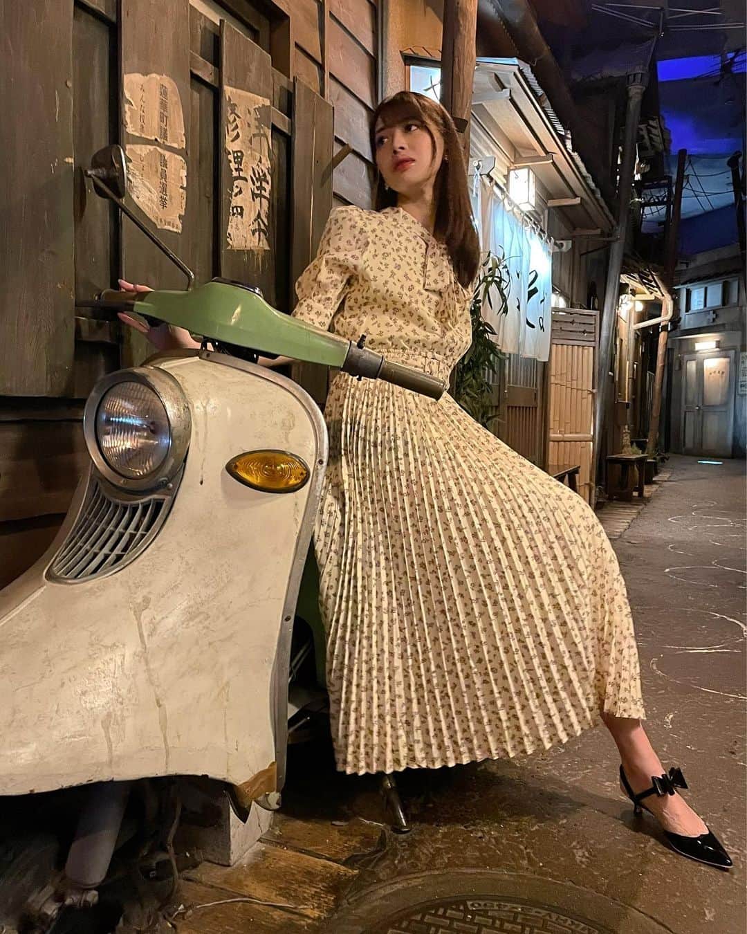 藤田いろはのインスタグラム：「私をどこか遠くへ連れてって🛵 ⁡ ⁡ ⁡ ⁡ ⁡ ⁡ ⁡ ⁡ ⁡ ⁡ けんけんぱではしゃぐ動画も見てね笑笑 ⁡ ⁡ ⁡ ⁡ ⁡ ⁡ ⁡ ⁡ ⁡ ⁡ ⁡」