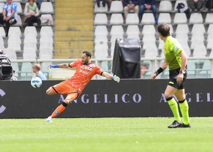 ダビド・オスピナさんのインスタグラム写真 - (ダビド・オスピナInstagram)「#ForzaNapoliSempre」5月8日 2時35分 - d_ospina1