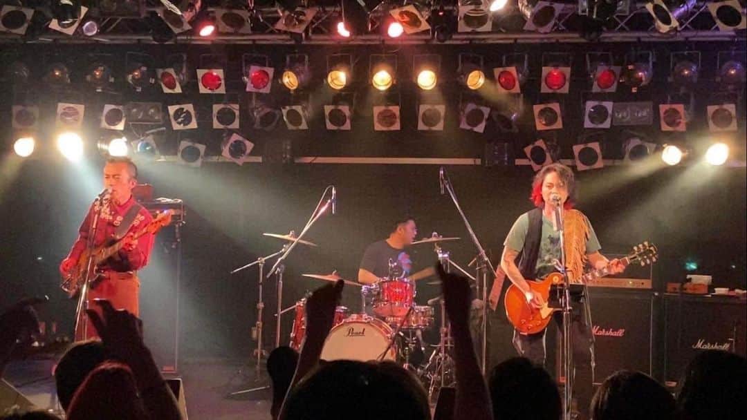 のインスタグラム：「昨夜の岡山Image！ツアー初日爆盛り上がり🥰 今夜2日目大阪南堀江knave当日券数枚出ます！ 爆盛り上がり間違い無し💪🎉☺️」