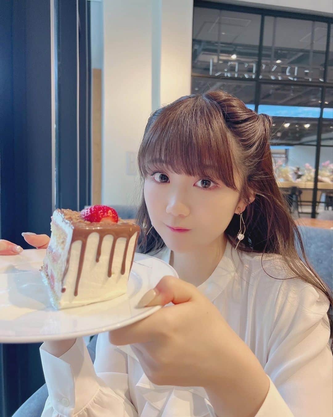 阿部夢梨のグルメインスタ