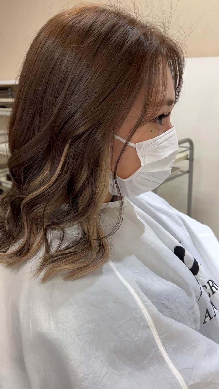 黒咲ななのインスタグラム：「. . 初のインナーカラー✂️✨ . . 注文多すぎて大変だったと思う😣 ありがとう～～！！！ . . ダンスの本番の為にちょっとイメチェン💖 .  . #ヘアカラー#インナーカラー  #トリートメント#tokioトリートメント  #超音波トリートメント#超音波アイロン #エク#エクステ#アンククロス #アンククロスエクステ #アンク#アンククロス原宿  #ankhcross#イメチェン」