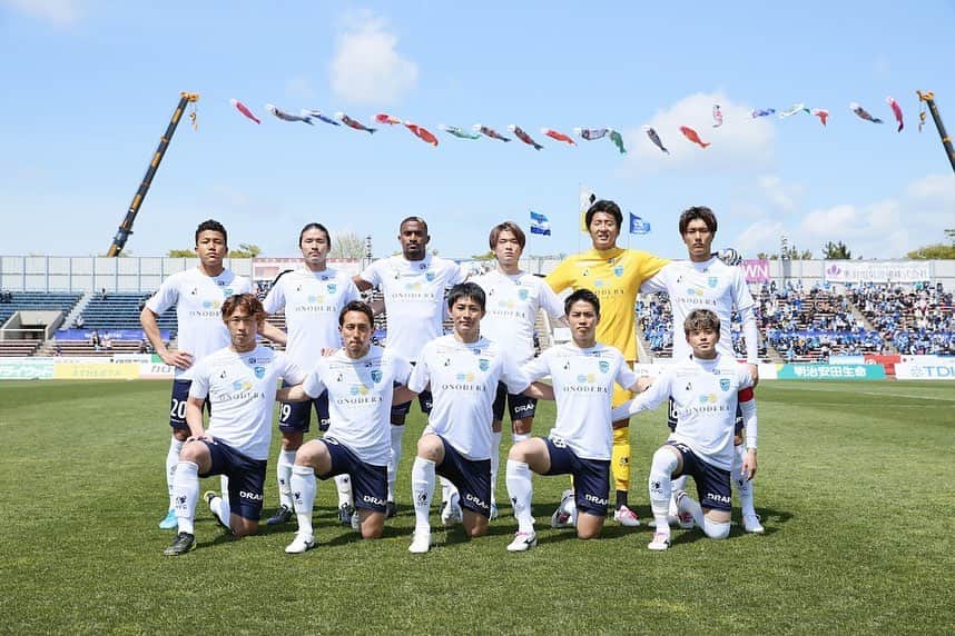 手塚康平さんのインスタグラム写真 - (手塚康平Instagram)「秋田戦応援ありがとうございました。  この5連戦、チーム、サポーター、横浜FCに関わる全ての人が満足するような結果を得られませんでしたが、試合はまだまだあります。 切り替えて、次こそはいい結果を得られるようにいい準備します。  #横浜FC #5月8日 #母の日」5月8日 22時08分 - kohei_tezuka