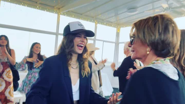 ロブ・モローのインスタグラム：「Happy Mother’s Day to all you beautiful Mothers out there.  Here is my 87 yr young mom last wkend cutting a rug w/my daughter, at my sisters sons Bar Mitzvah.  We love you, Moms!」