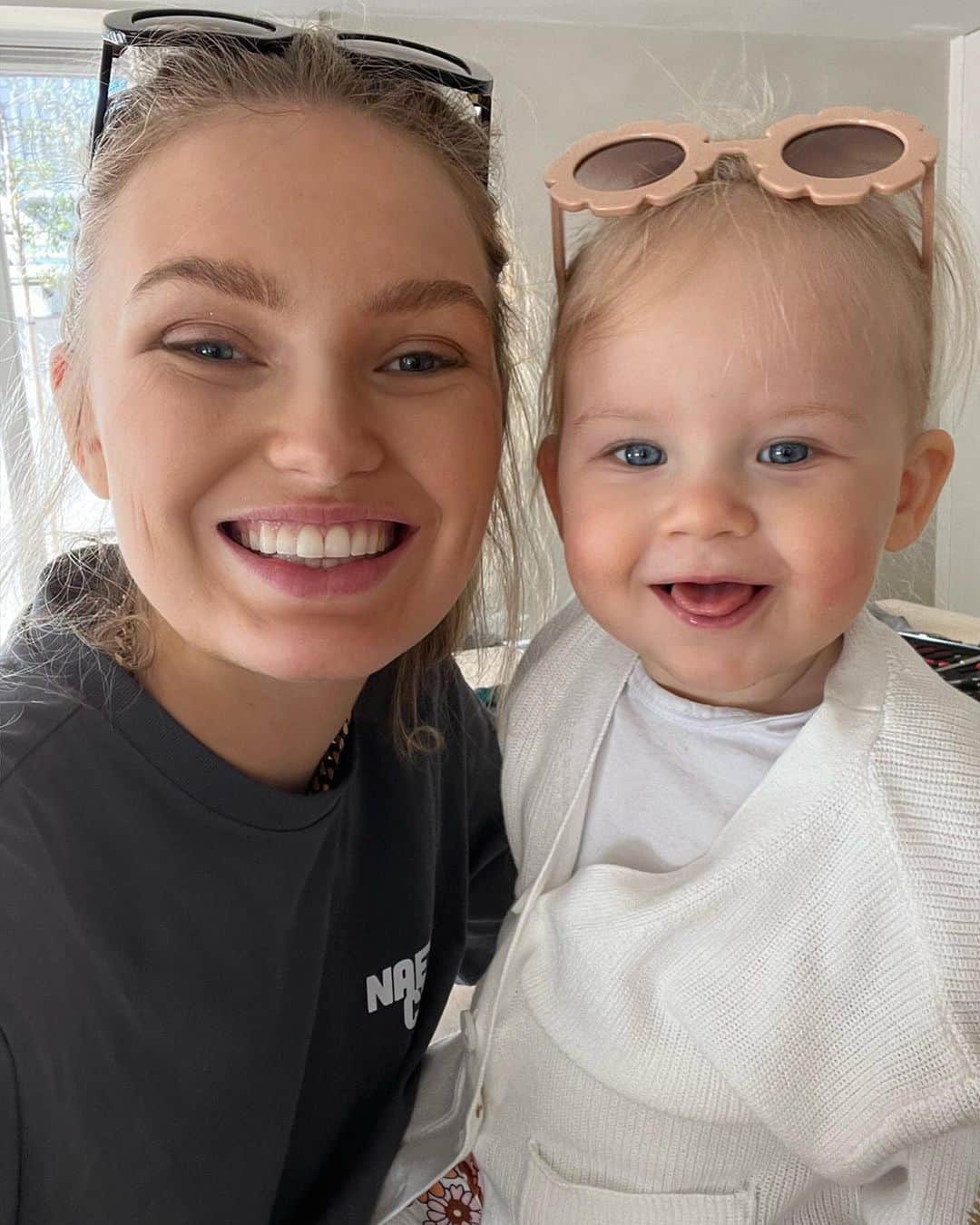ロミー・ストリドのインスタグラム：「So happy to be your mommy 💘」