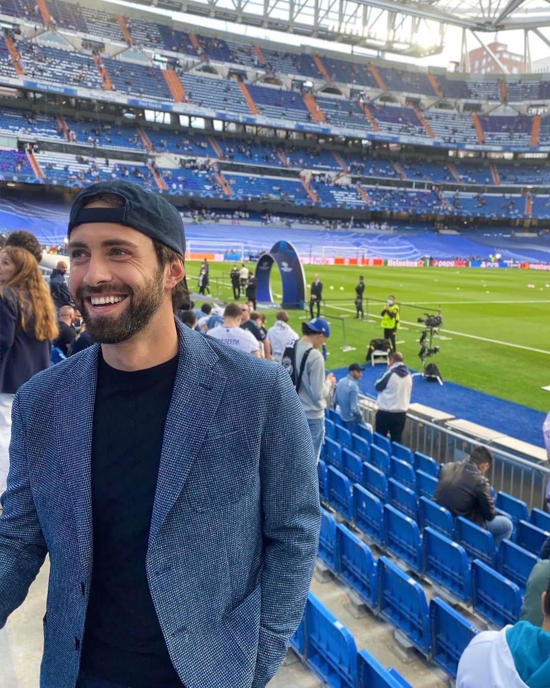 ニコロズ・バシラシビリのインスタグラム：「Tb to this crazy day ⚽️🏆🙌  @realmadrid」