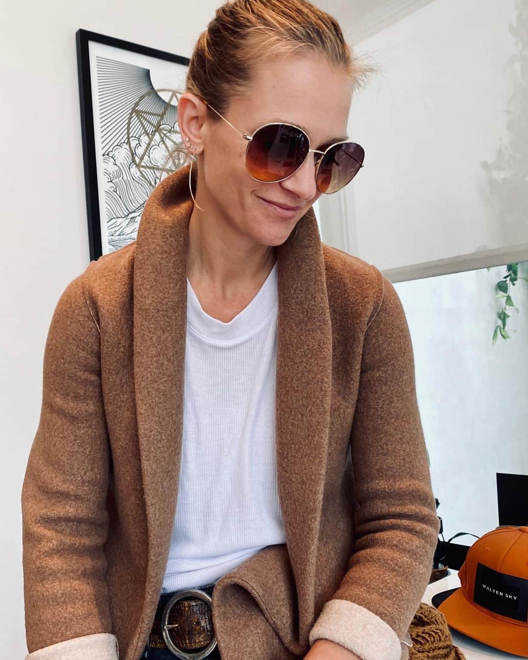 ネイサン・アンダーソンのインスタグラム：「👑 @ajcook  #radmom」