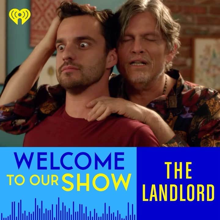 ハンナ・シモンのインスタグラム：「That one episode where the gang plays an insane game of threesome chicken 😬 🐓  Brand new episode of the podcast available everywhere today! Link in my bio xo」