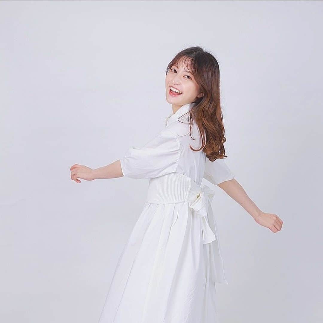芥田愛菜美のインスタグラム：「. 今日5月9日お昼11時よりJ:COM堺局 生中継新番組「Liveニュース」の初回放送がありました！ ⁡ 堺市役所前をキーステーションとして、 堺市の魅力を公開生中継でお届けする番組です。 私は今後も月曜日のメインキャスターとしてお送りします💁🏼‍♀️ （嬉しい〜！立派なキャスターになれるよう頑張ります！） ⁡ 見逃した！エリア外や！という方も 「ど・ろーかる」というアプリで視聴可能です🐑 生放送の11:00に加え、14:00/17:00/20:30/23:00と 再放送があります！是非そちらもご覧ください。」
