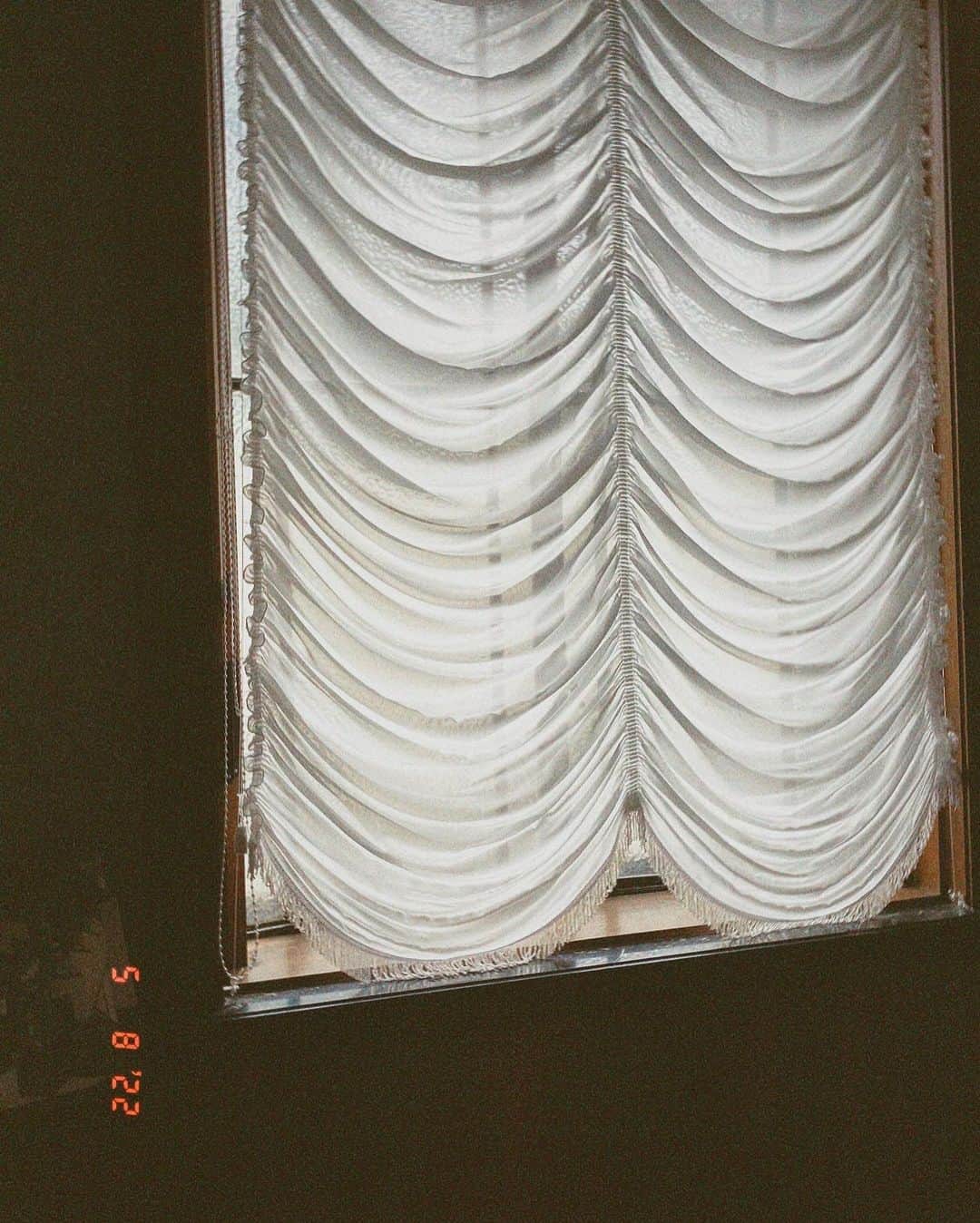 恋愛未満さんのインスタグラム写真 - (恋愛未満Instagram)「📕#encounterswithartdecobooks」5月9日 16時27分 - yuchariiinu